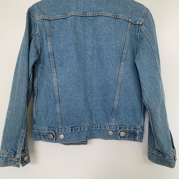 Levi’s denim jacket. Size XS - Picture 3 of 3